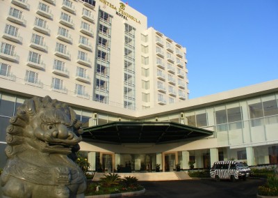 Sintesa Peninsula Hotel, front
