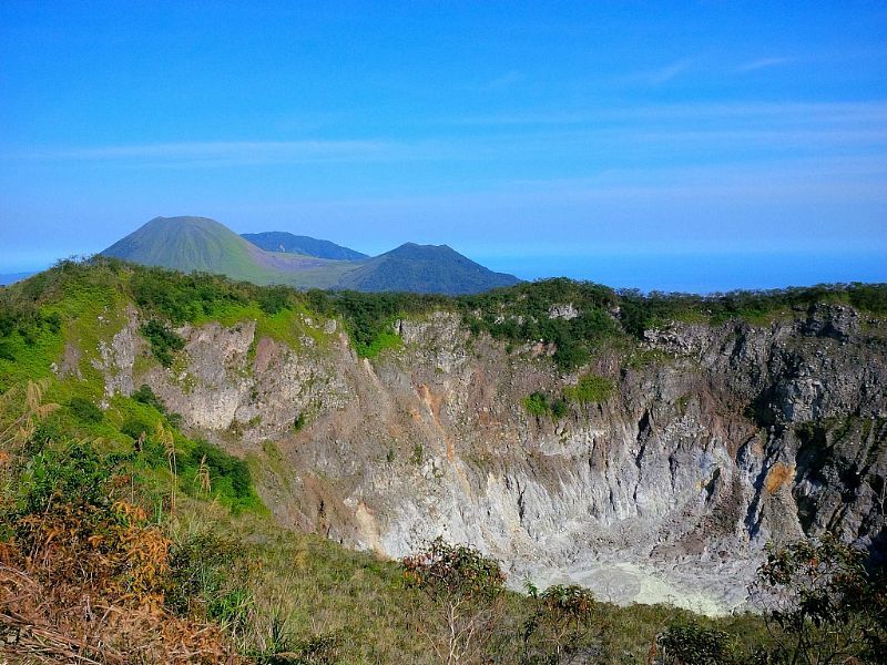 ampat raja manado flight to Travel Trek & Tours Manado Mahawu Volcano Safari ampat raja manado flight to Travel Trek & Tours Manado Mahawu Volcano Safari