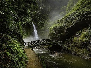 Kali Waterfall Tour