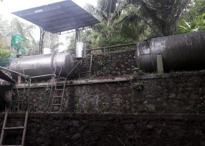Distillation tanks