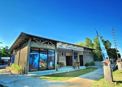 Dive center