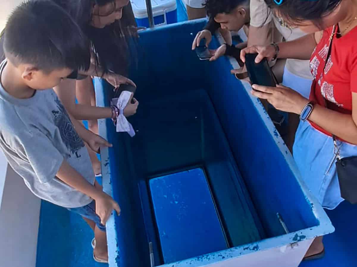 Bunaken Glass Bottom Boat Tour